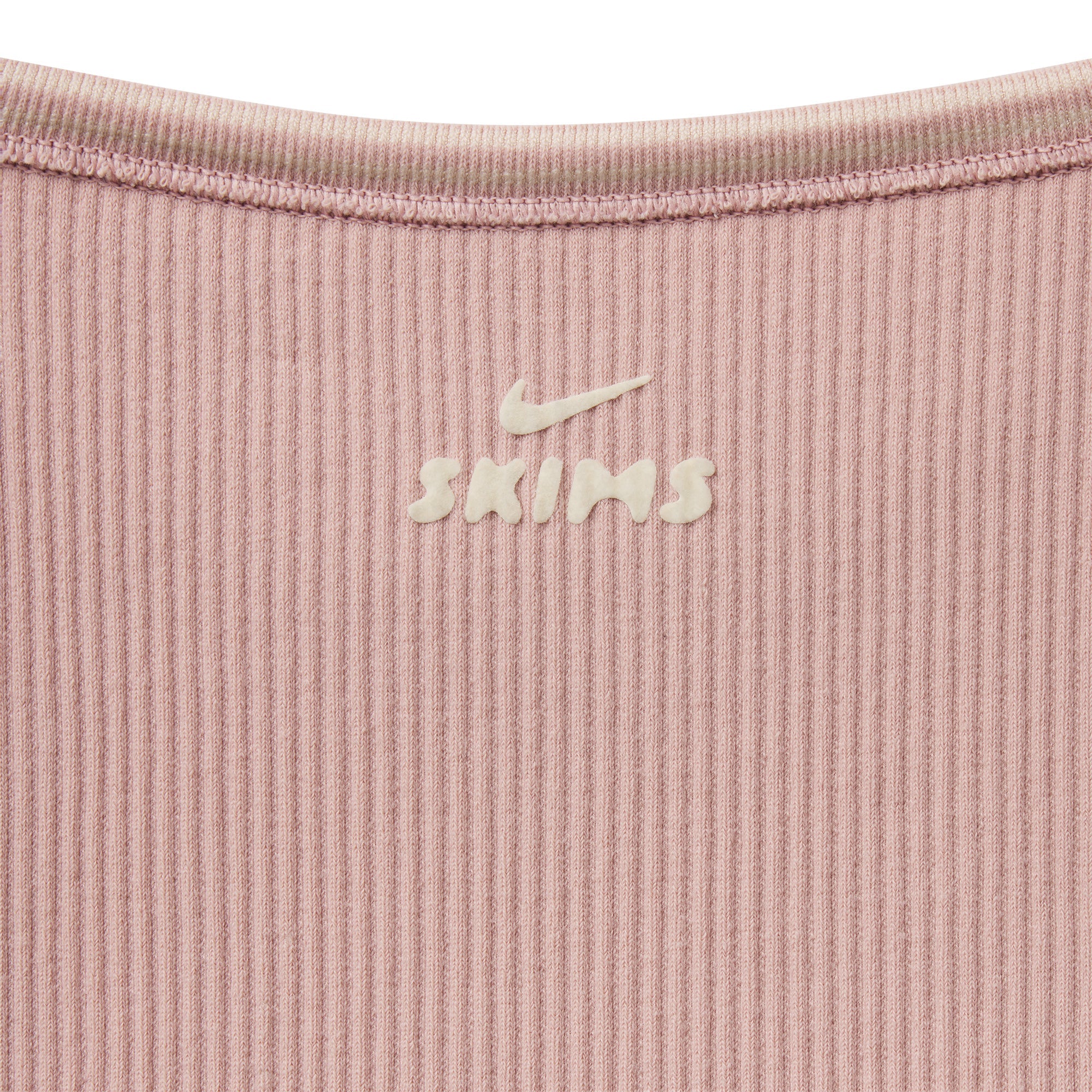 NikeSKIMS RIBBED SEAMLESS MICRO SCOOP BRA | HIMALAYAN