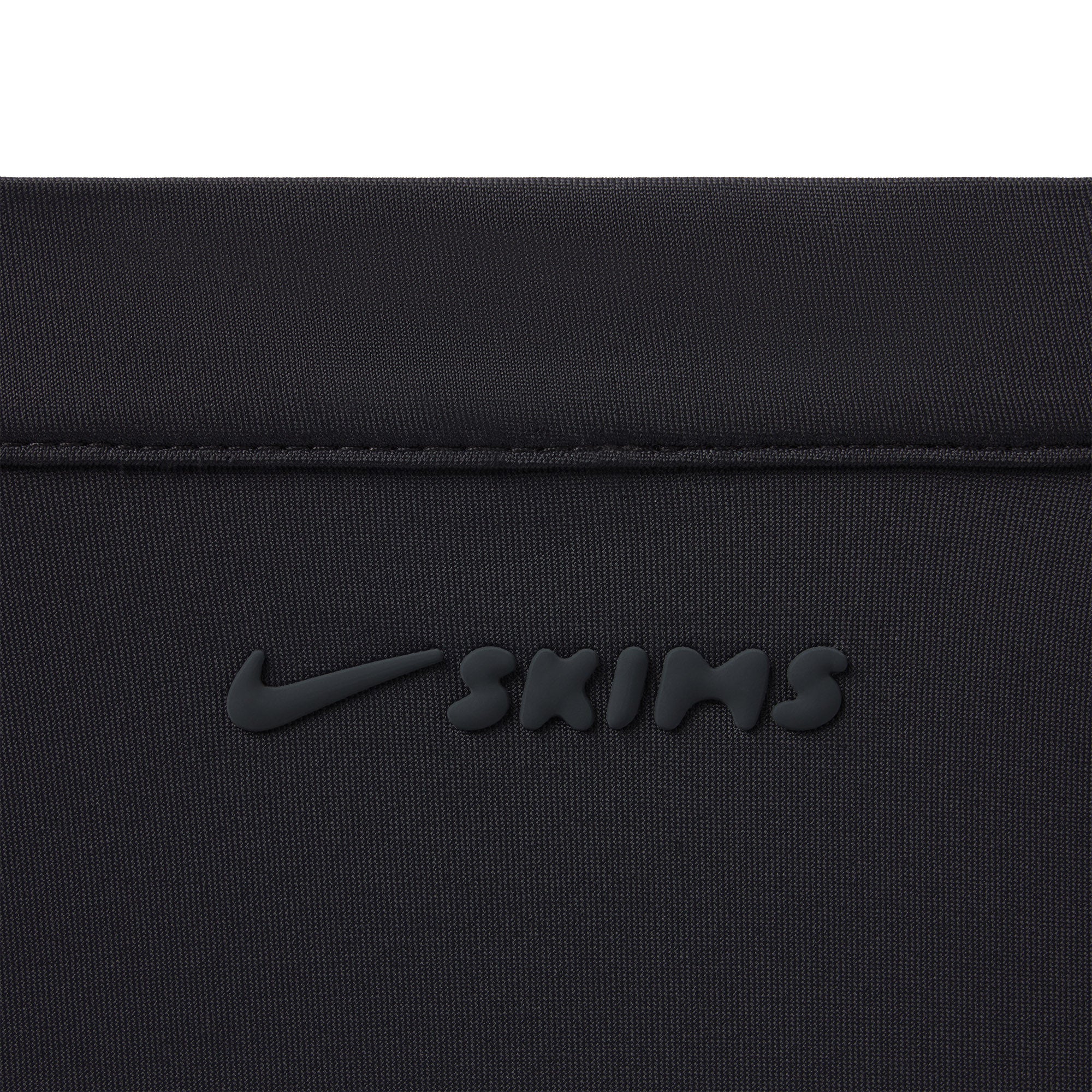 NikeSKIMS SHINE V-NECK BRA | OBSIDIAN