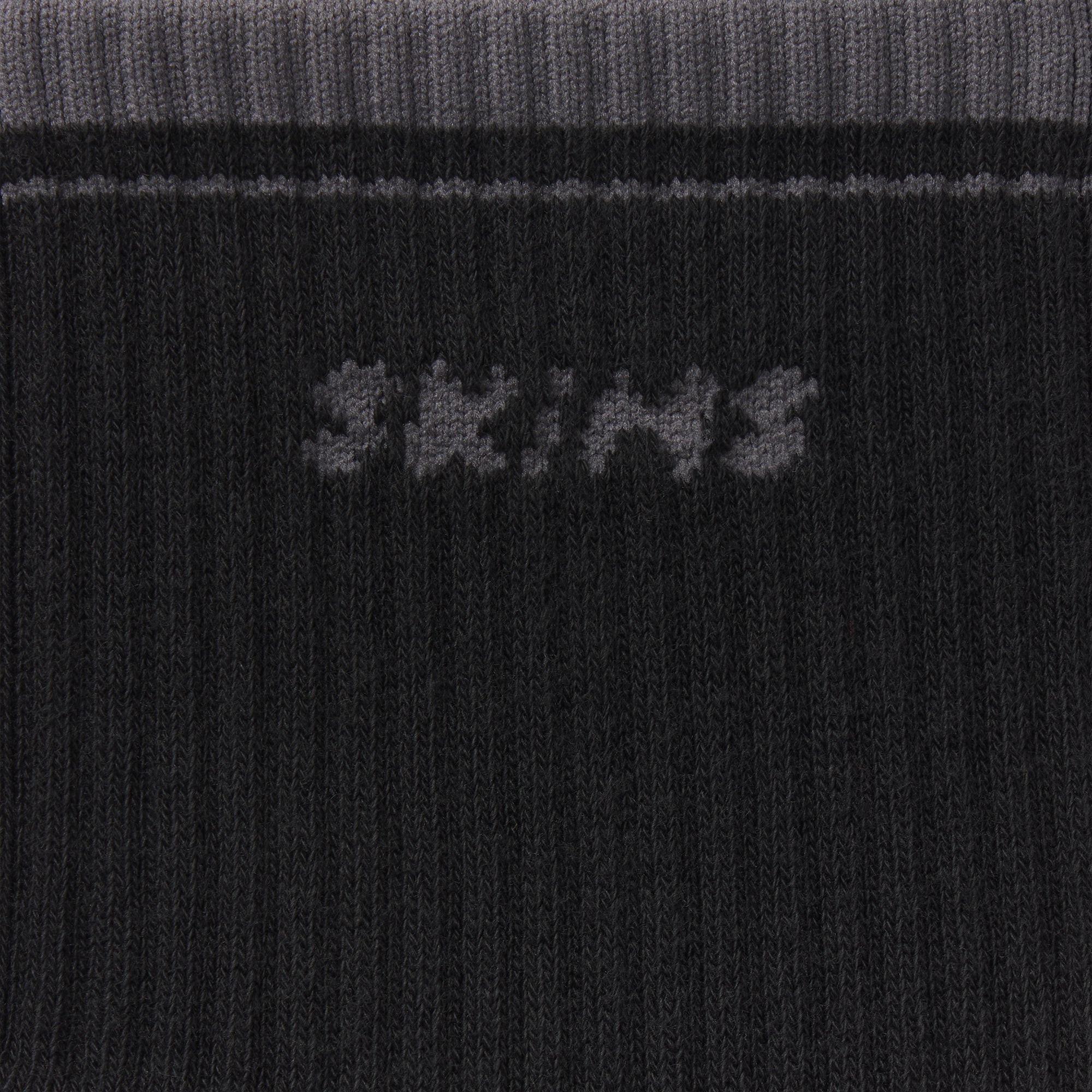 SKIMS SOCKS RIBBED QUARTER CREW LOGO SOCK | ONYX AND DARK HEATHER GREY