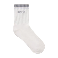 SKIMS SOCKS RIBBED QUARTER CREW LOGO SOCK | SNOW AND LIGHT HEATHER GREY