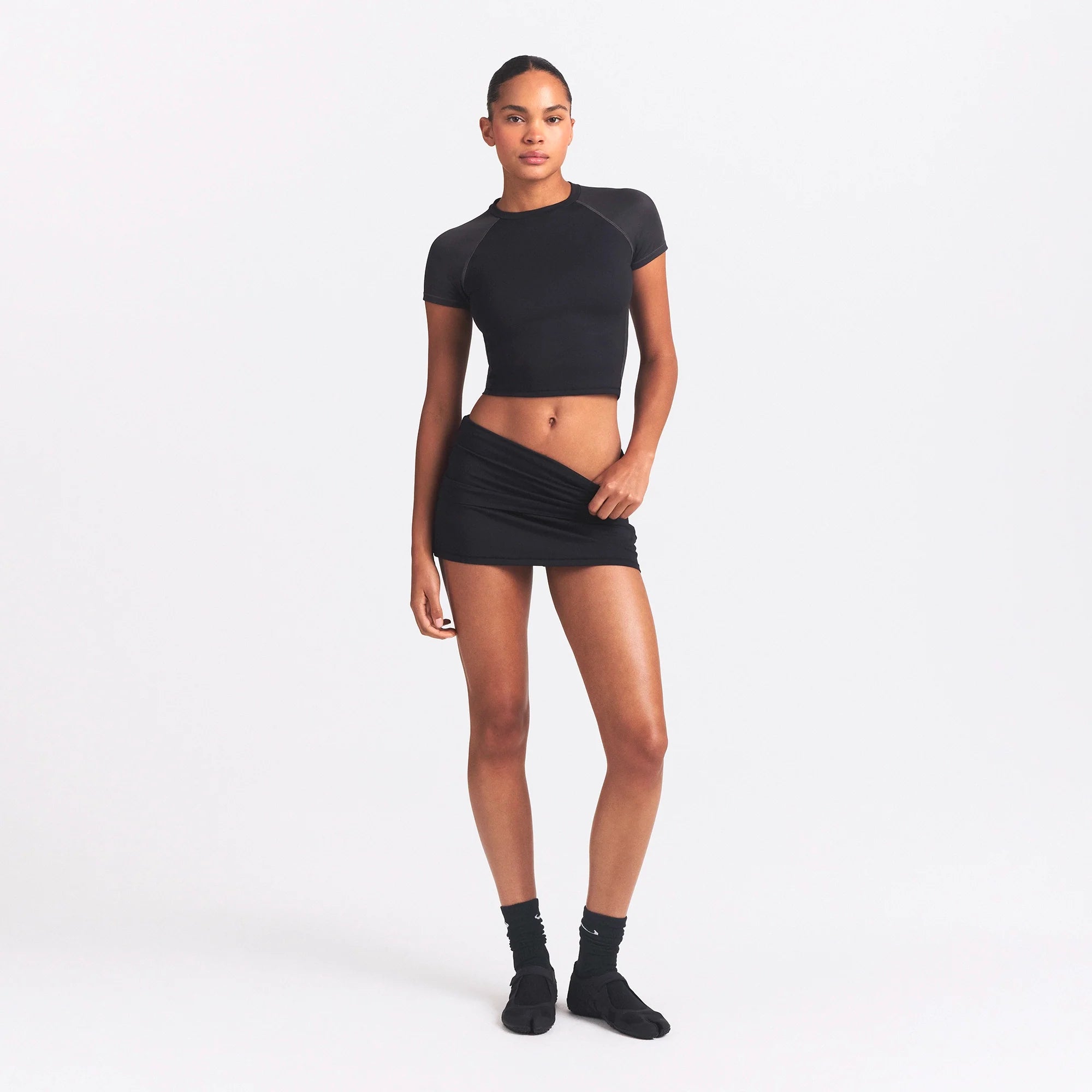 NikeSKIMS AIRY FOLDOVER SKORT | OBSIDIAN