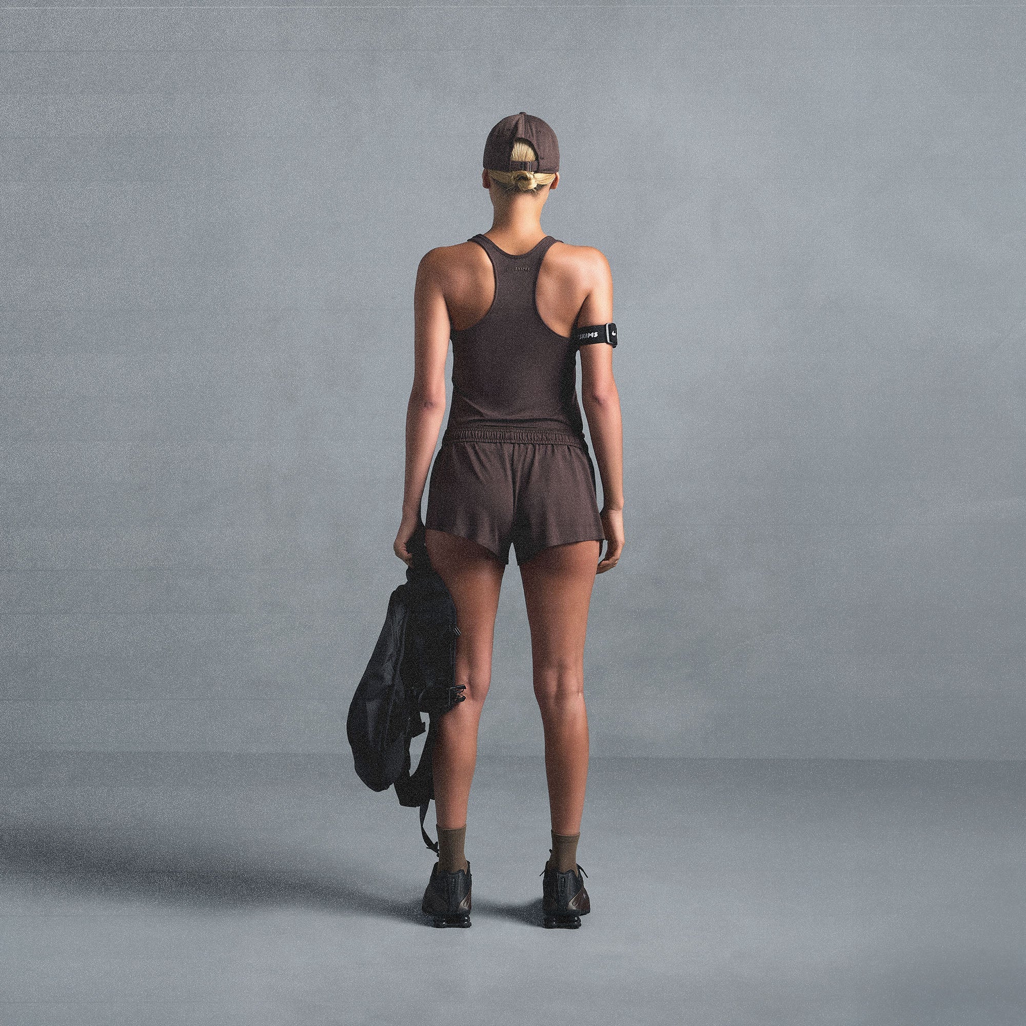 NikeSKIMS AIRY RACERBACK TANK | DARK SEPIA