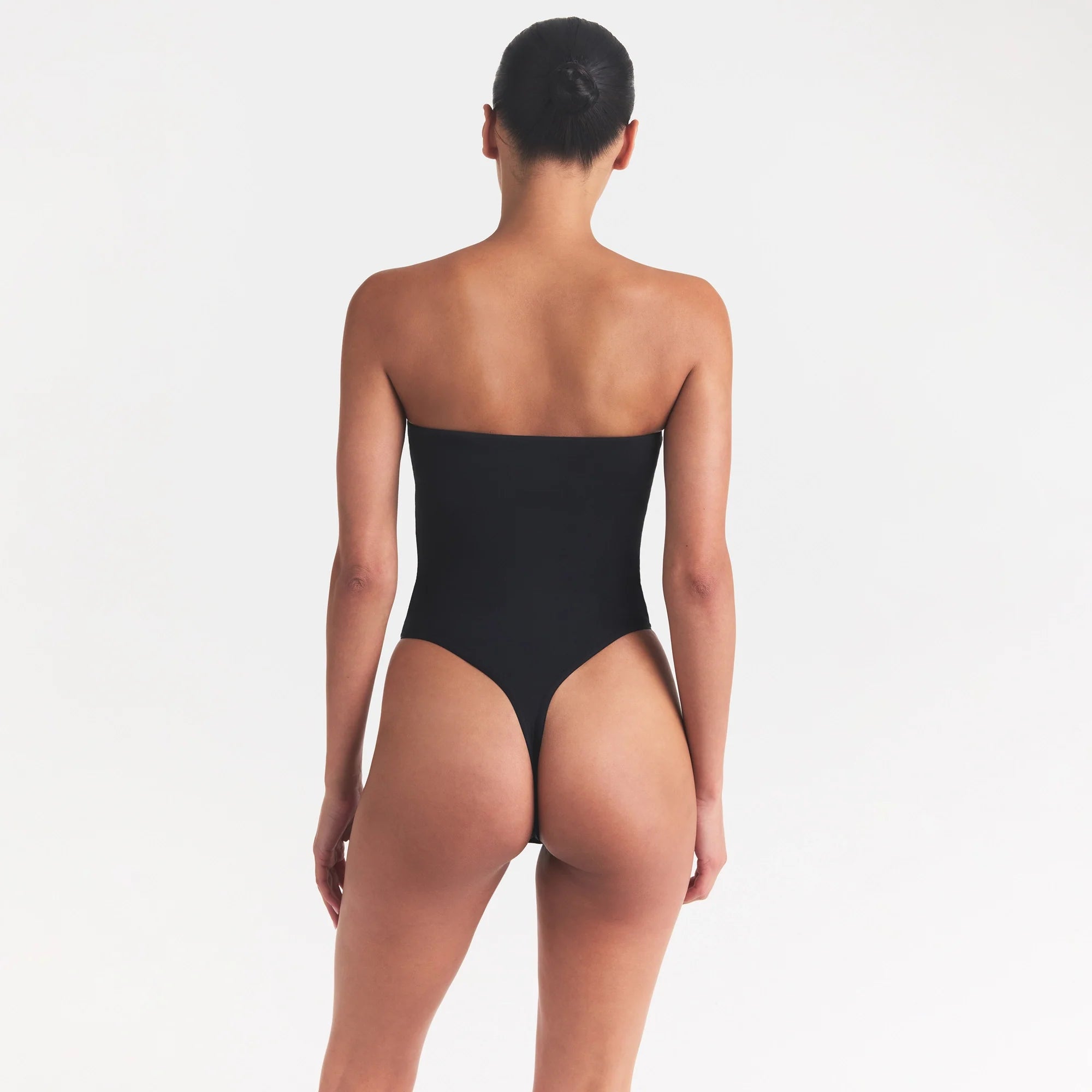 SMOOTH LAYERS STRAPLESS BODYSUIT | OBSIDIAN
