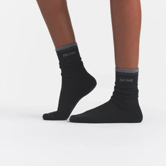 SKIMS SOCKS RIBBED CREW LOGO SOCK | ONYX AND DARK HEATHER GREY