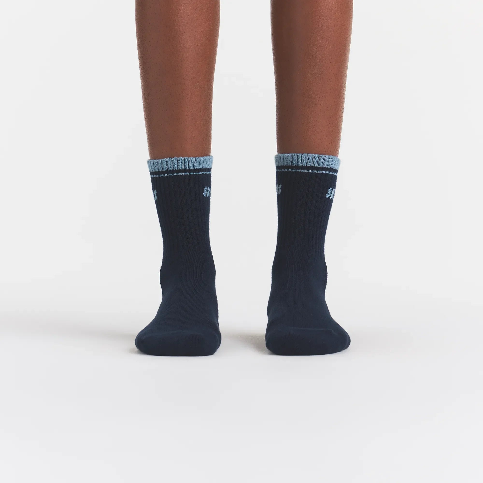 SKIMS SOCKS RIBBED QUARTER CREW LOGO SOCK | NAVY AND KYANITE