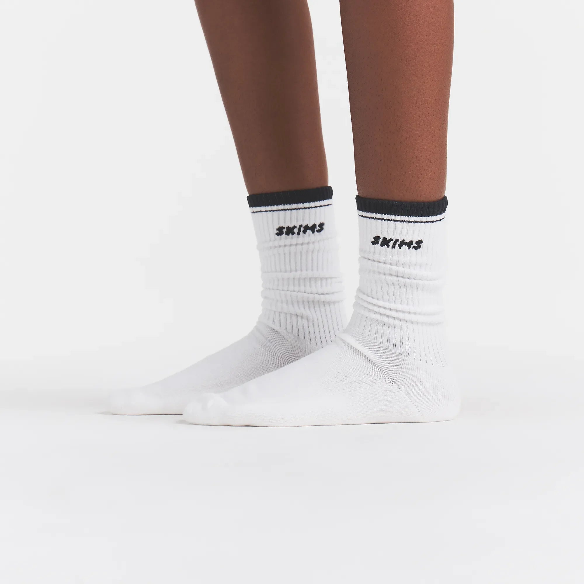 SKIMS SOCKS RIBBED CREW LOGO SOCK 3-PACK | STONE MULTI