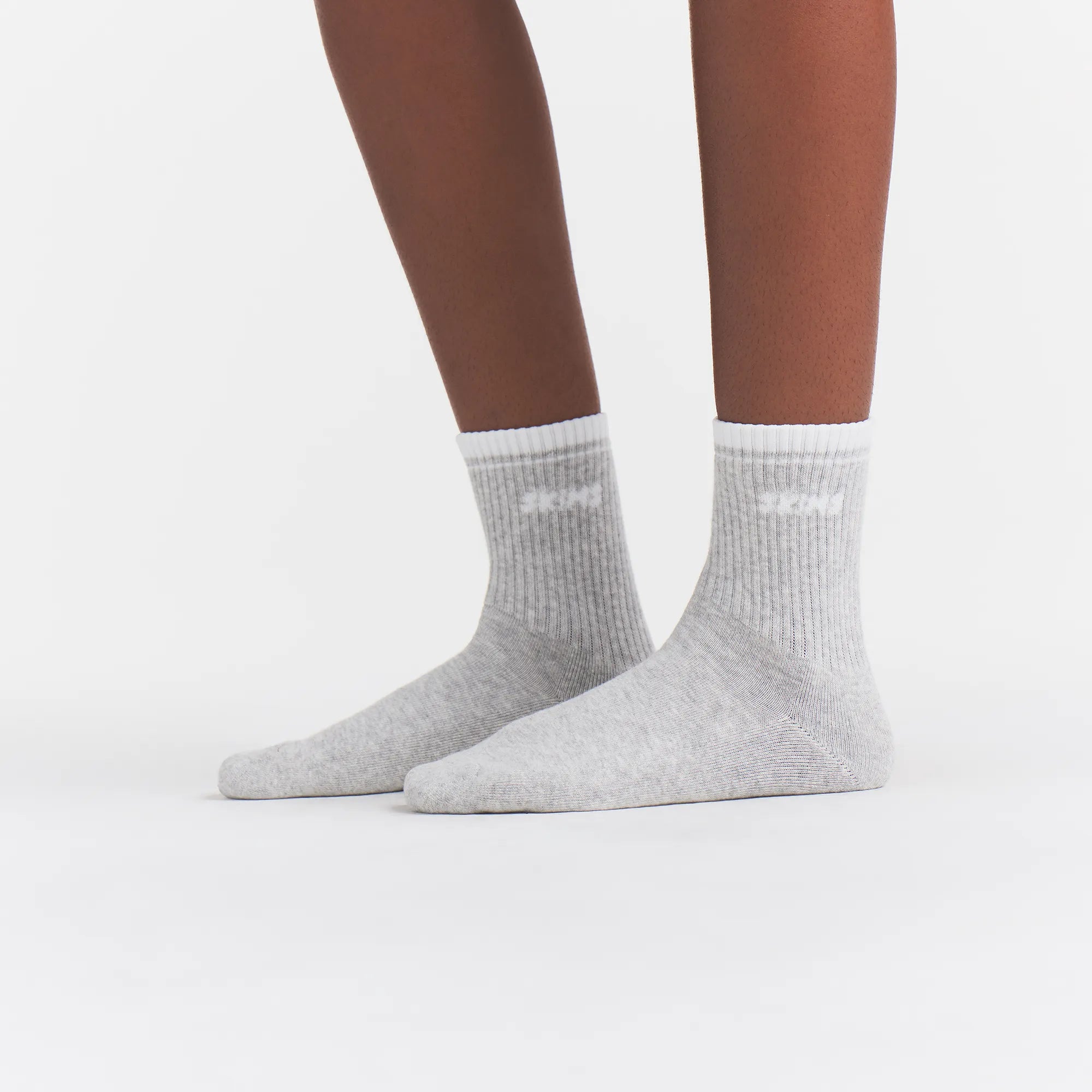 SKIMS SOCKS RIBBED QUARTER CREW LOGO SOCK 3-PACK | CHERRY BLOSSOM MULTI