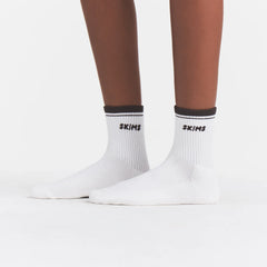SKIMS SOCKS RIBBED QUARTER CREW LOGO SOCK 3-PACK | STONE MULTI