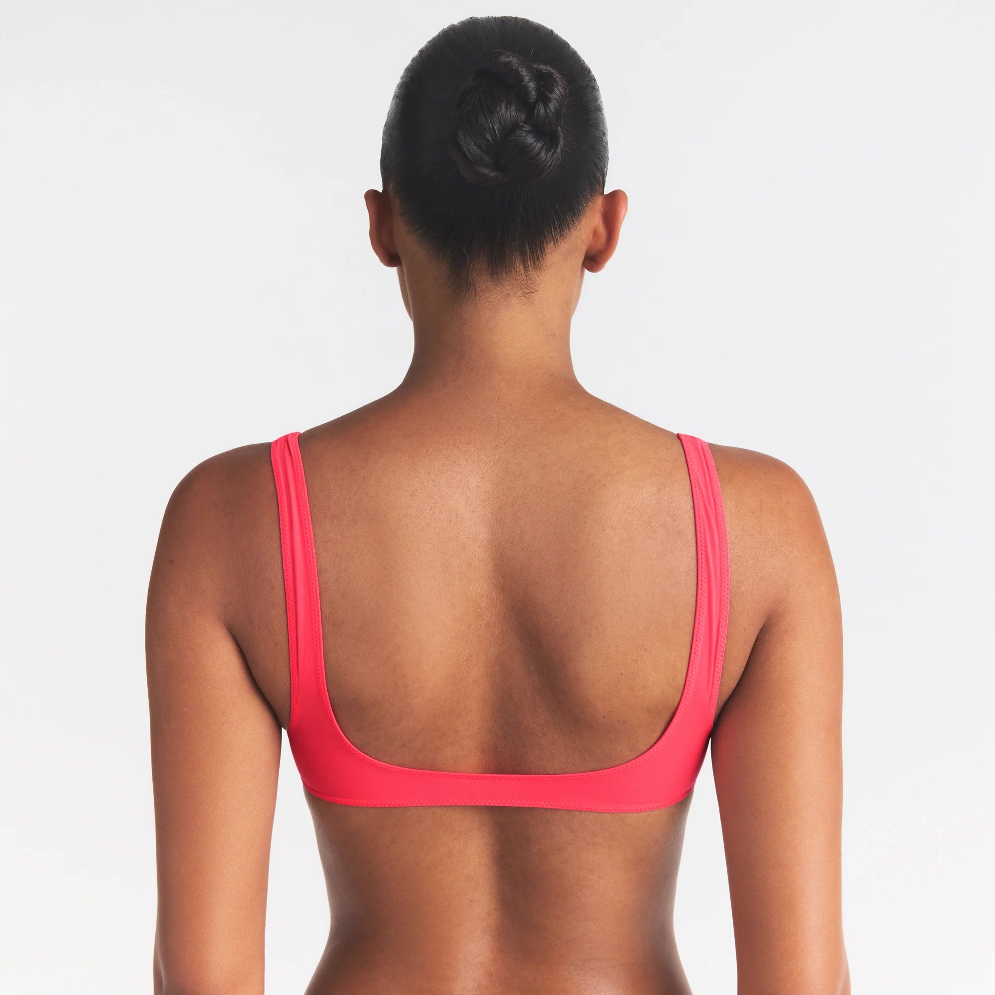 FITS EVERYBODY MICRO SCOOP BRALETTE | ULTRA PINK