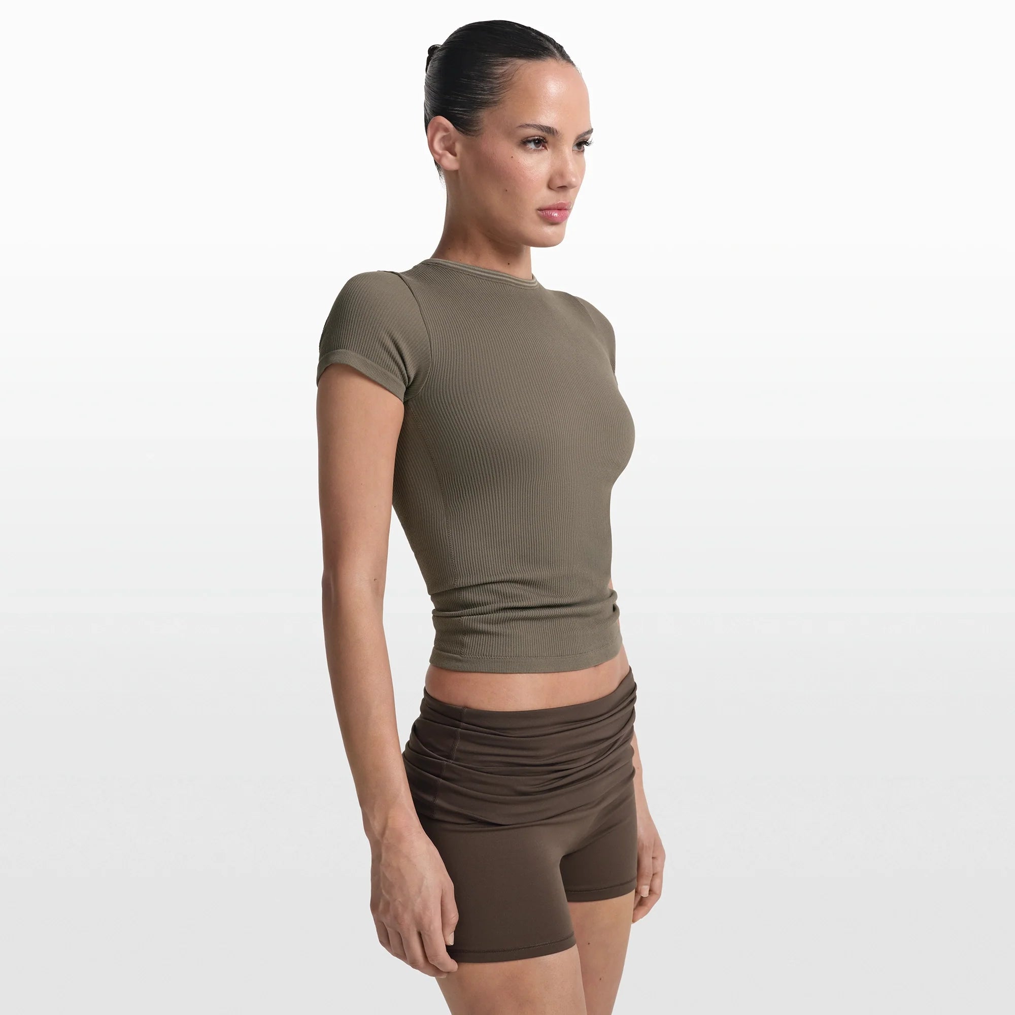 NikeSKIMS RIBBED SEAMLESS BABY T-SHIRT | DUSTY OAKMOSS