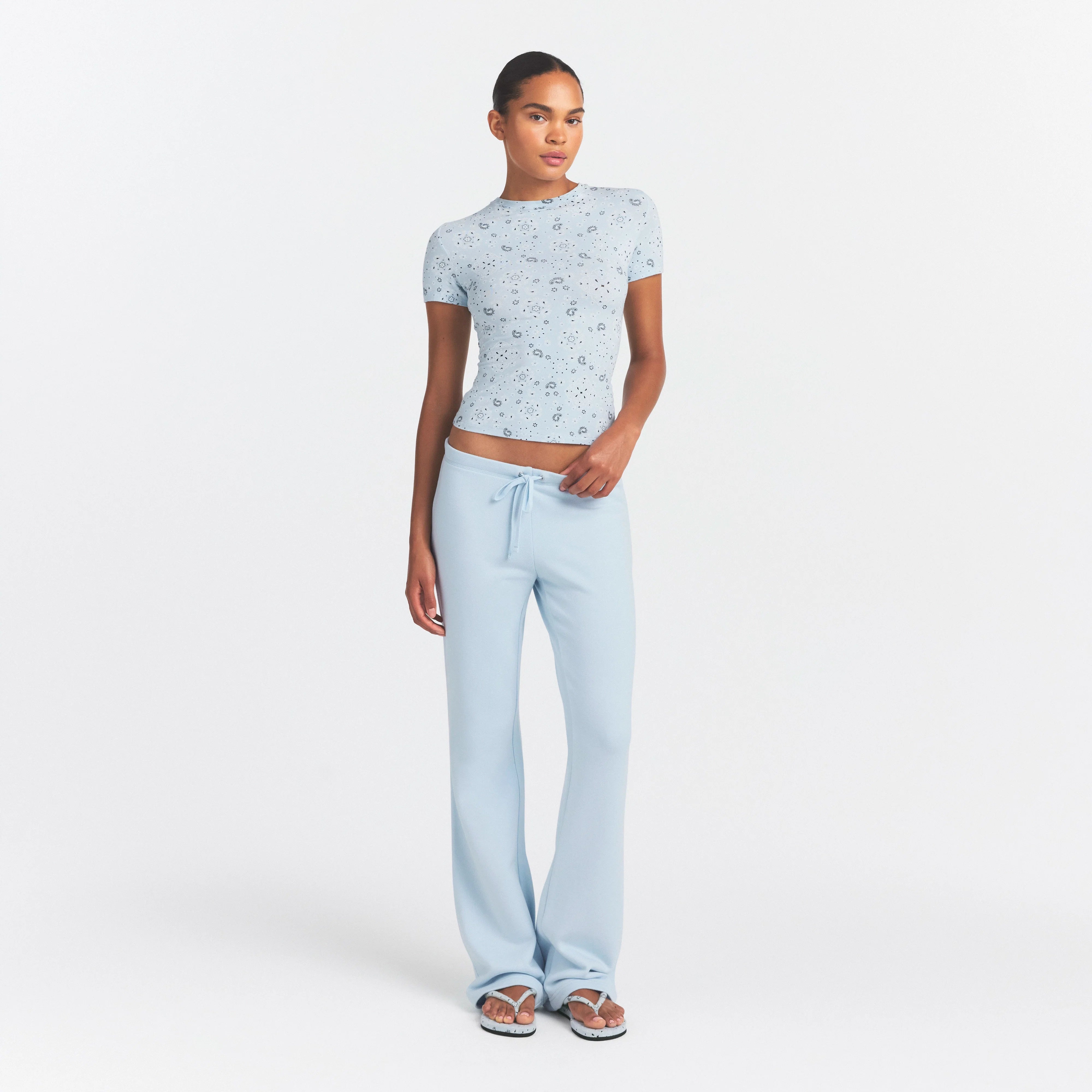 COTTON JERSEY T-SHIRT | POWDER BLUE BANDANA