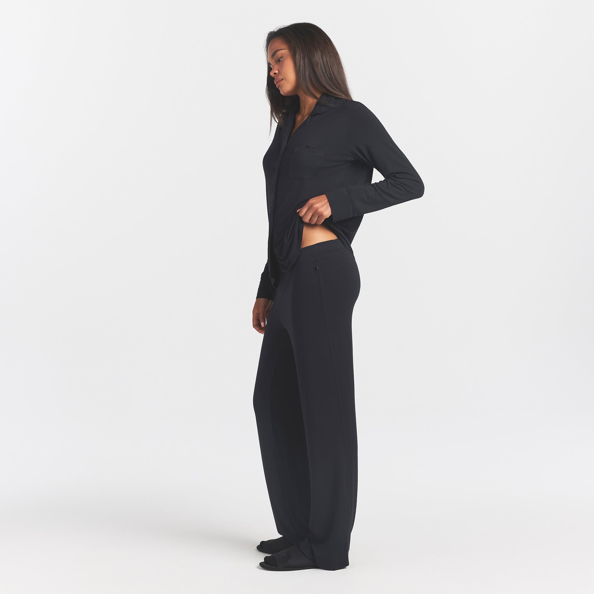 SKIMS SLEEP LONG SLEEVE BUTTON UP SET | ONYX