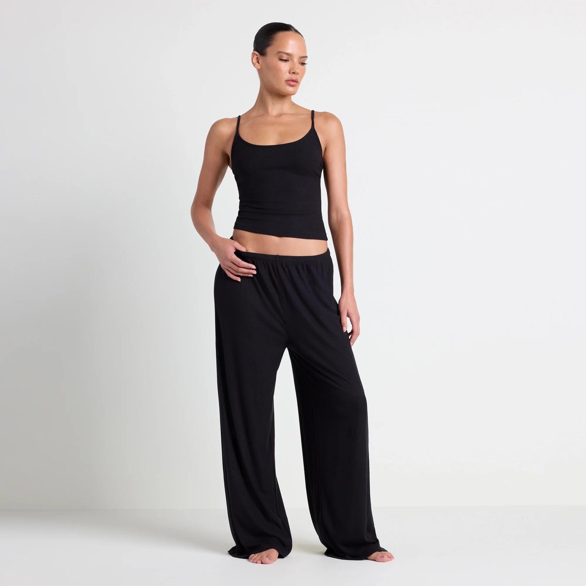 SOFT LOUNGE TANK SLEEP SET | ONYX