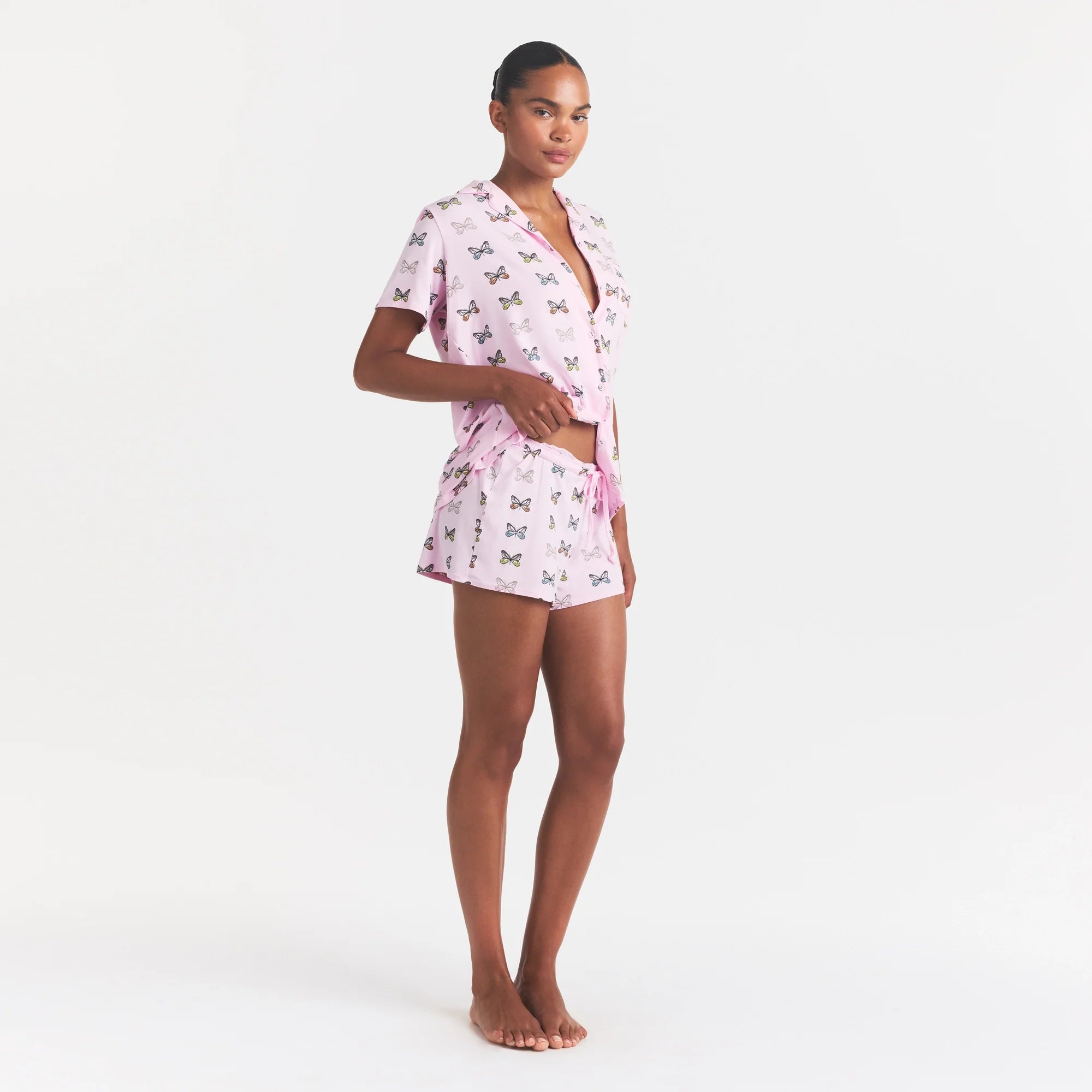 SKIMS SLEEP SHORT SLEEVE BUTTON UP SET | PEONY BUTTERFLY PRINT