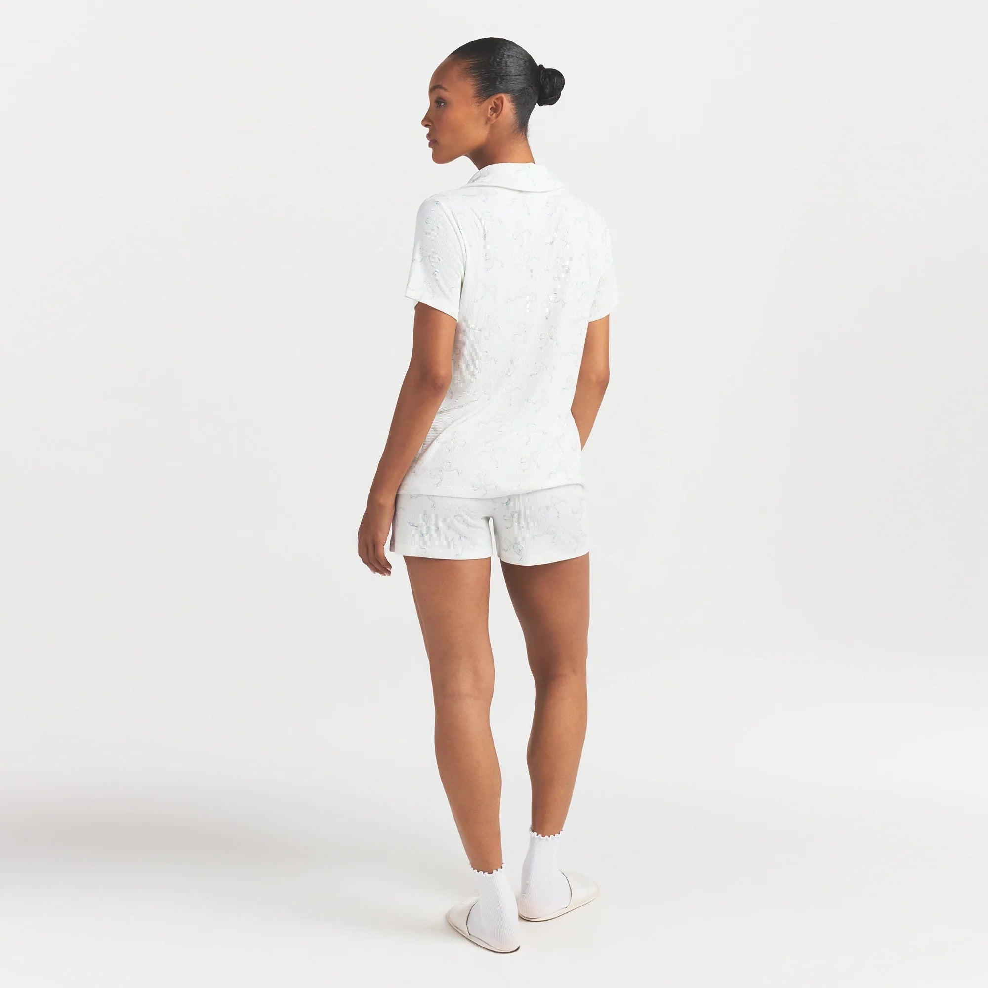SOFT LOUNGE SHORT SLEEP SET | IVORY PEARL BOWS PRINT