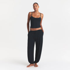 SKIMS SLEEP CAMI | ONYX