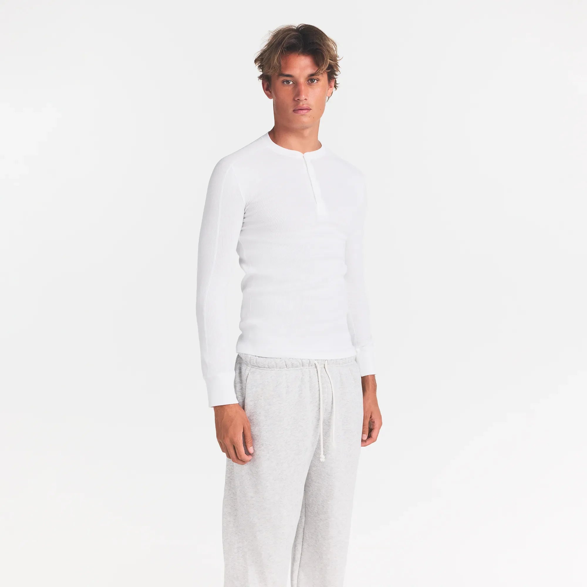 SKIMS COTTON RIB MENS HENLEY | CHALK