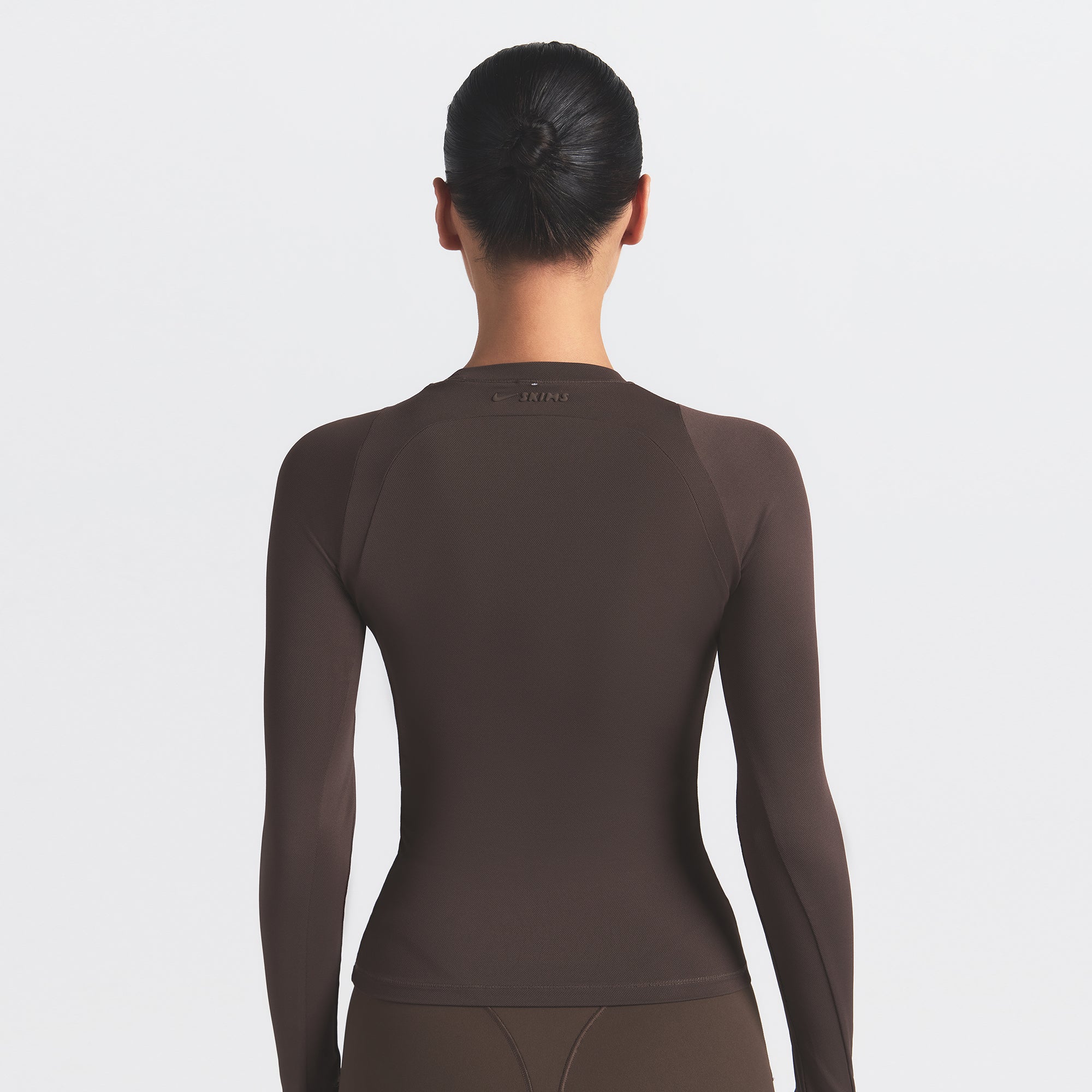 NikeSKIMS AIRY LONG SLEEVE CREW NECK TOP | DARK SEPIA
