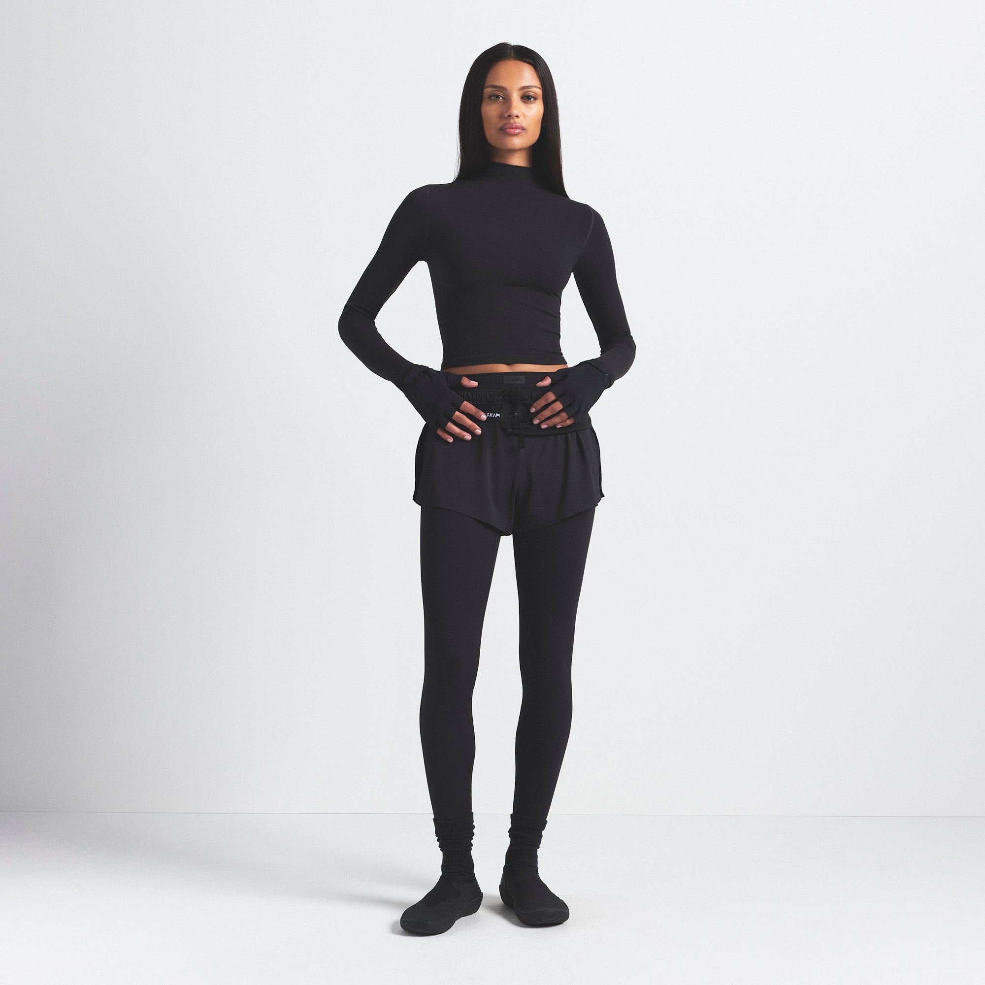 NikeSKIMS VINTAGE SEAMLESS MOCK NECK CROP TOP | OBSIDIAN