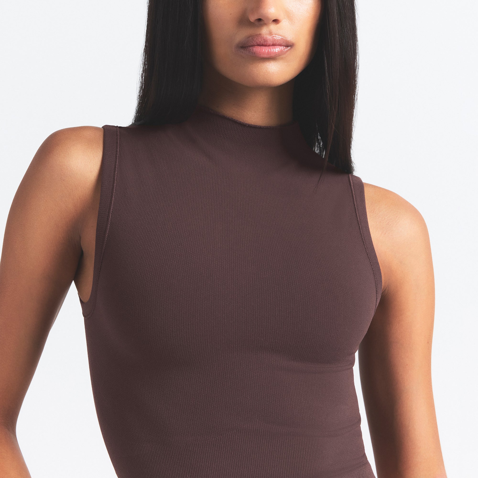 NikeSKIMS VINTAGE SEAMLESS MOCK NECK BRA TOP | PHOENIX