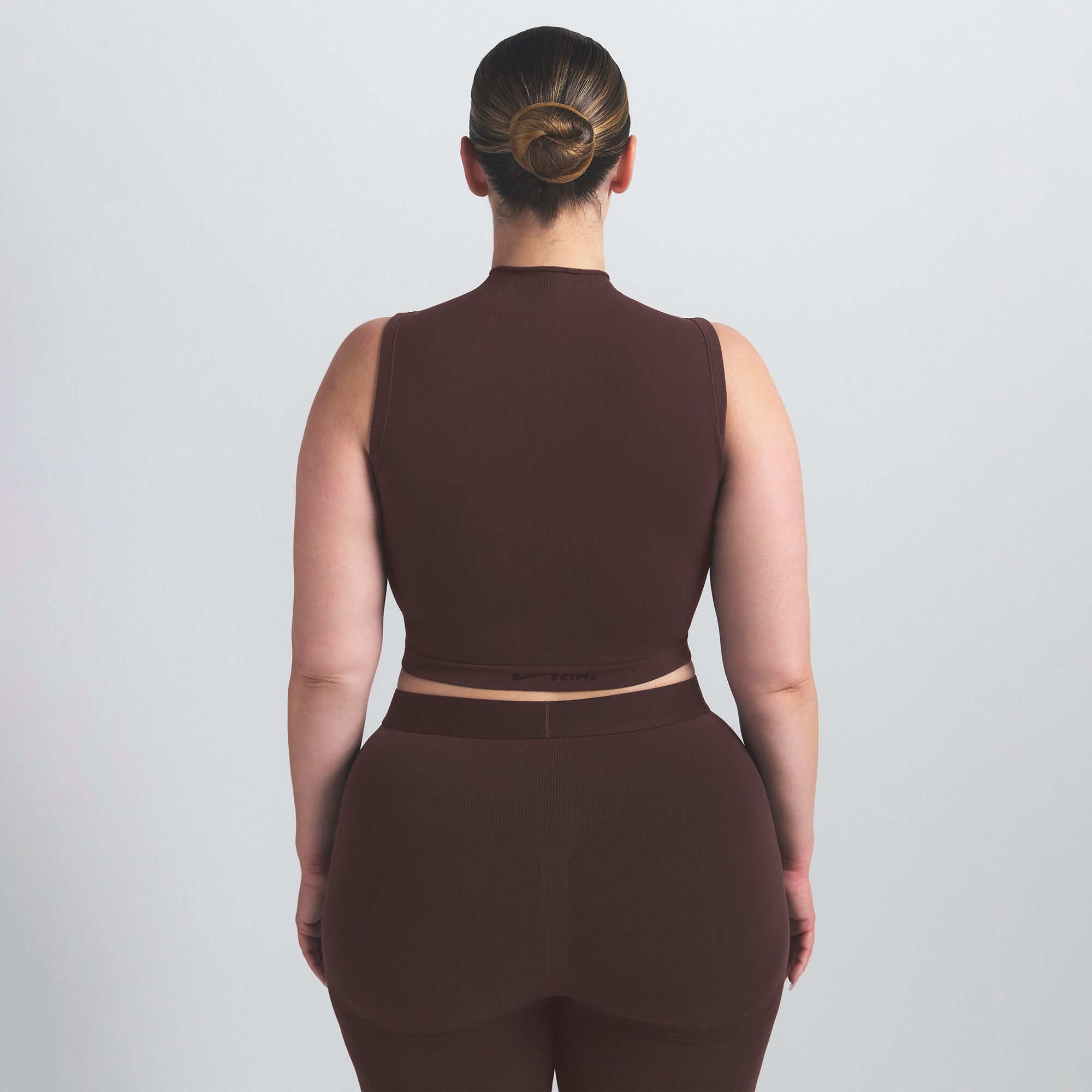 NikeSKIMS VINTAGE SEAMLESS MOCK NECK BRA TOP | PHOENIX