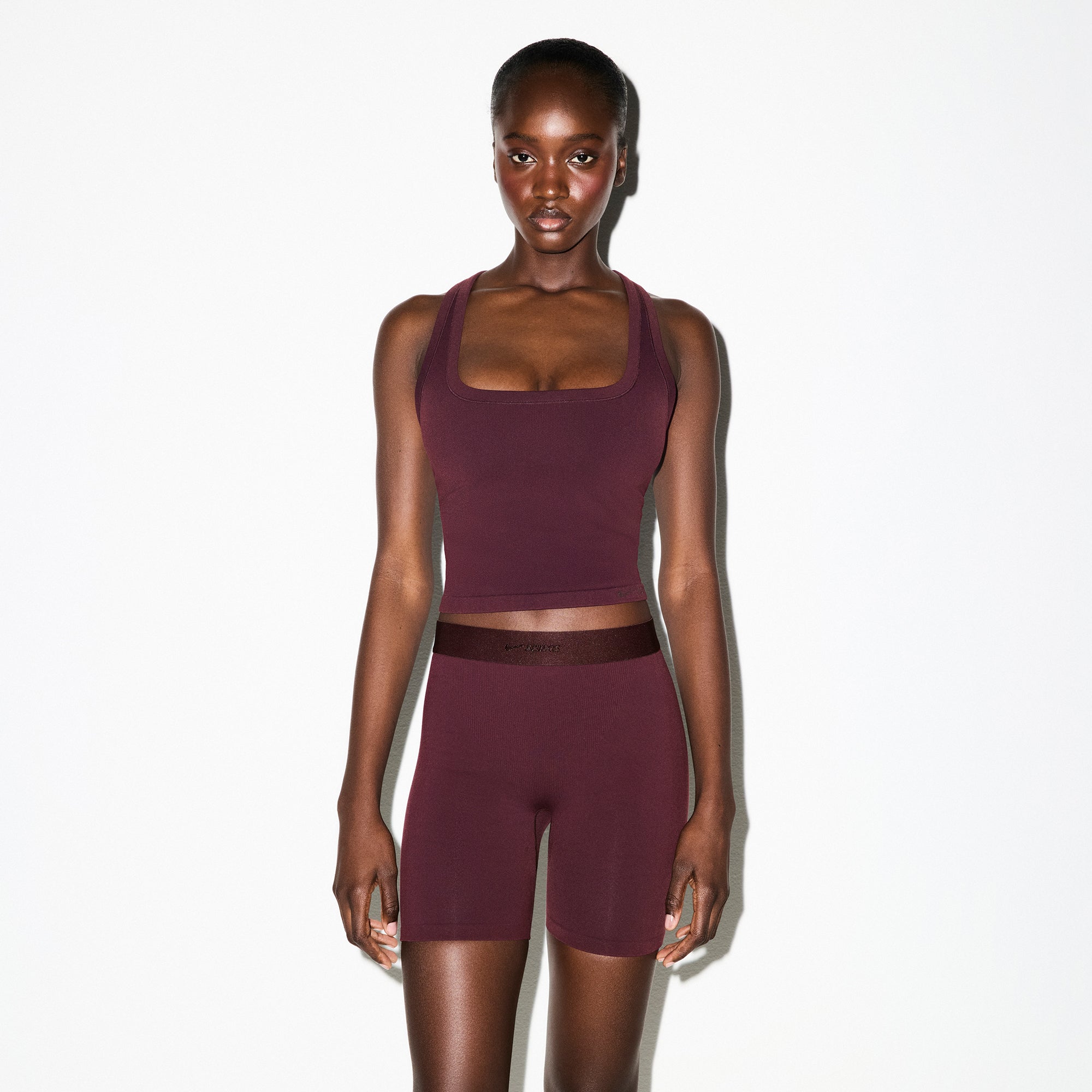 NikeSKIMS VINTAGE SEAMLESS RACERBACK TANK | CURRANT