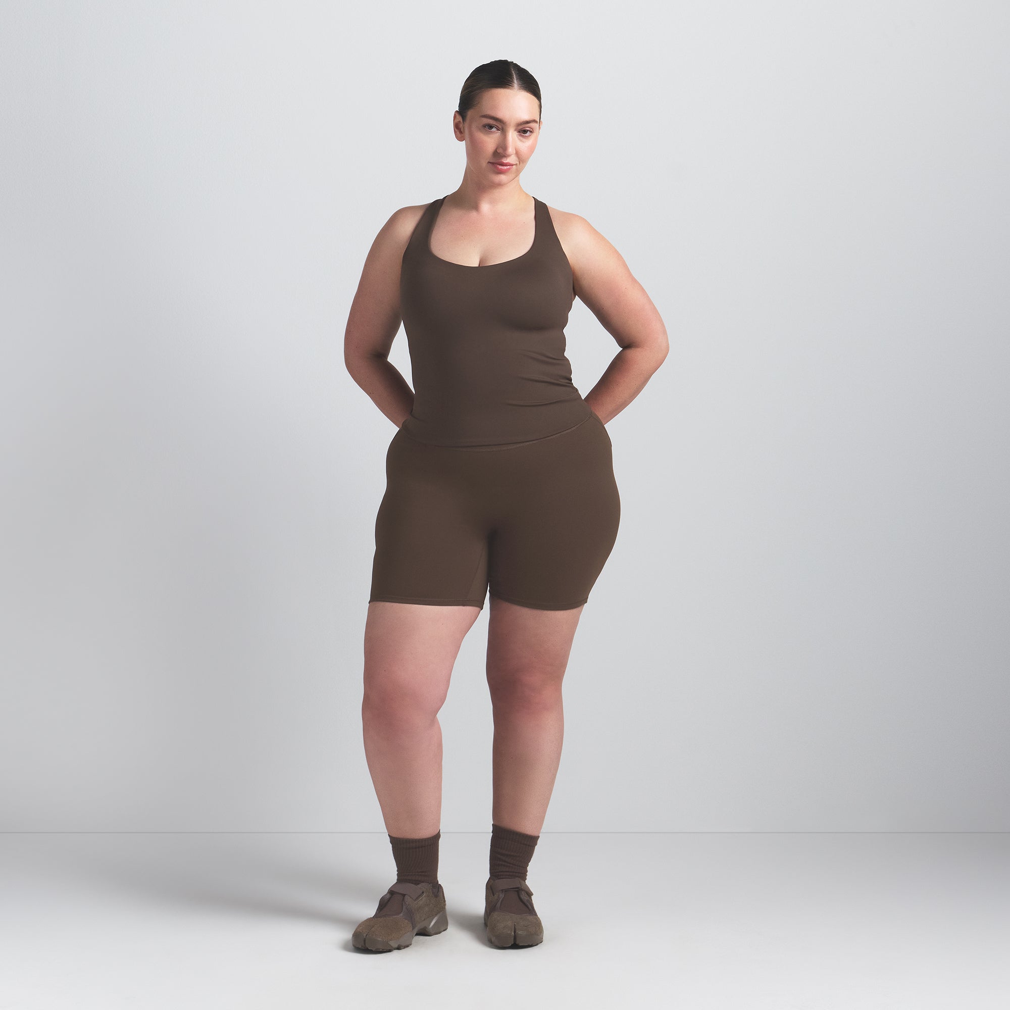 NikeSKIMS MATTE RACERBACK TANK | DARK SEPIA