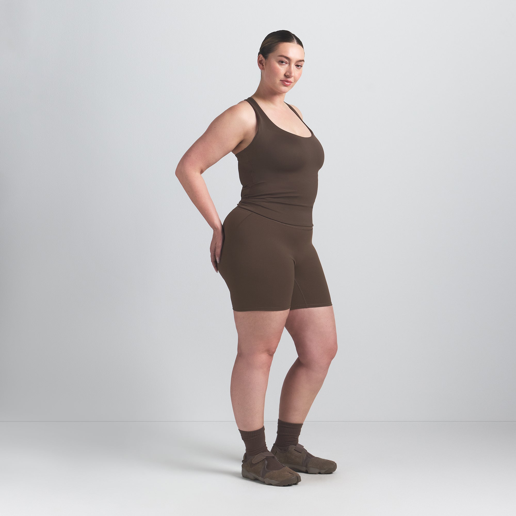 NikeSKIMS MATTE RACERBACK TANK | DARK SEPIA
