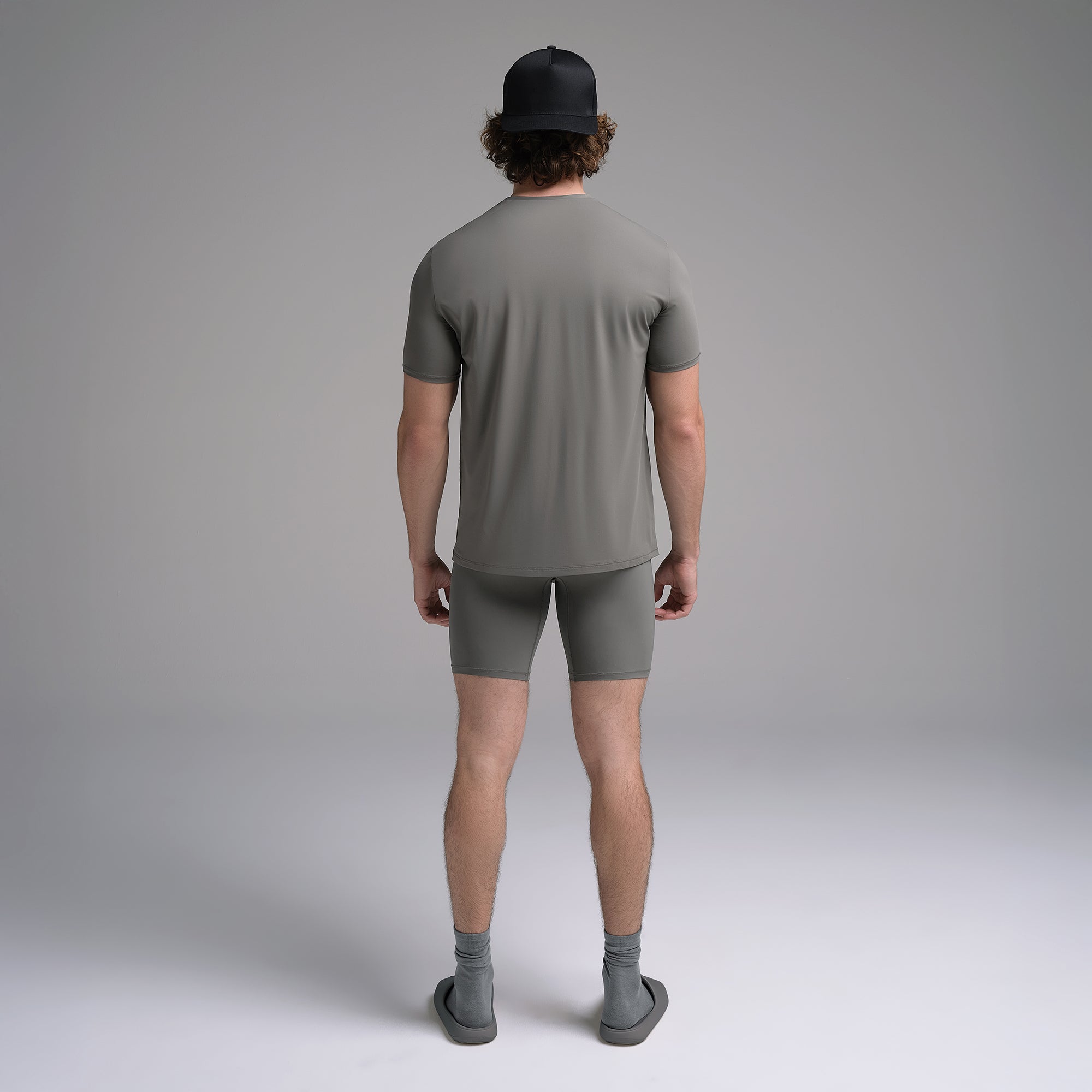 SKIMS FLEX MENS T-SHIRT | GUNMETAL