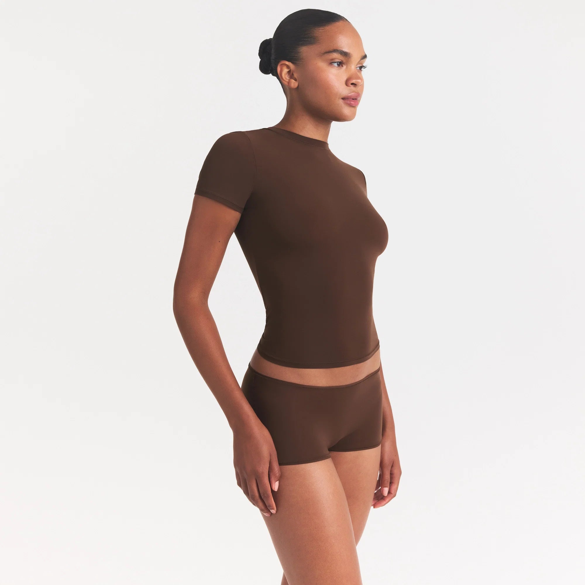 FITS EVERYBODY T-SHIRT | COCOA